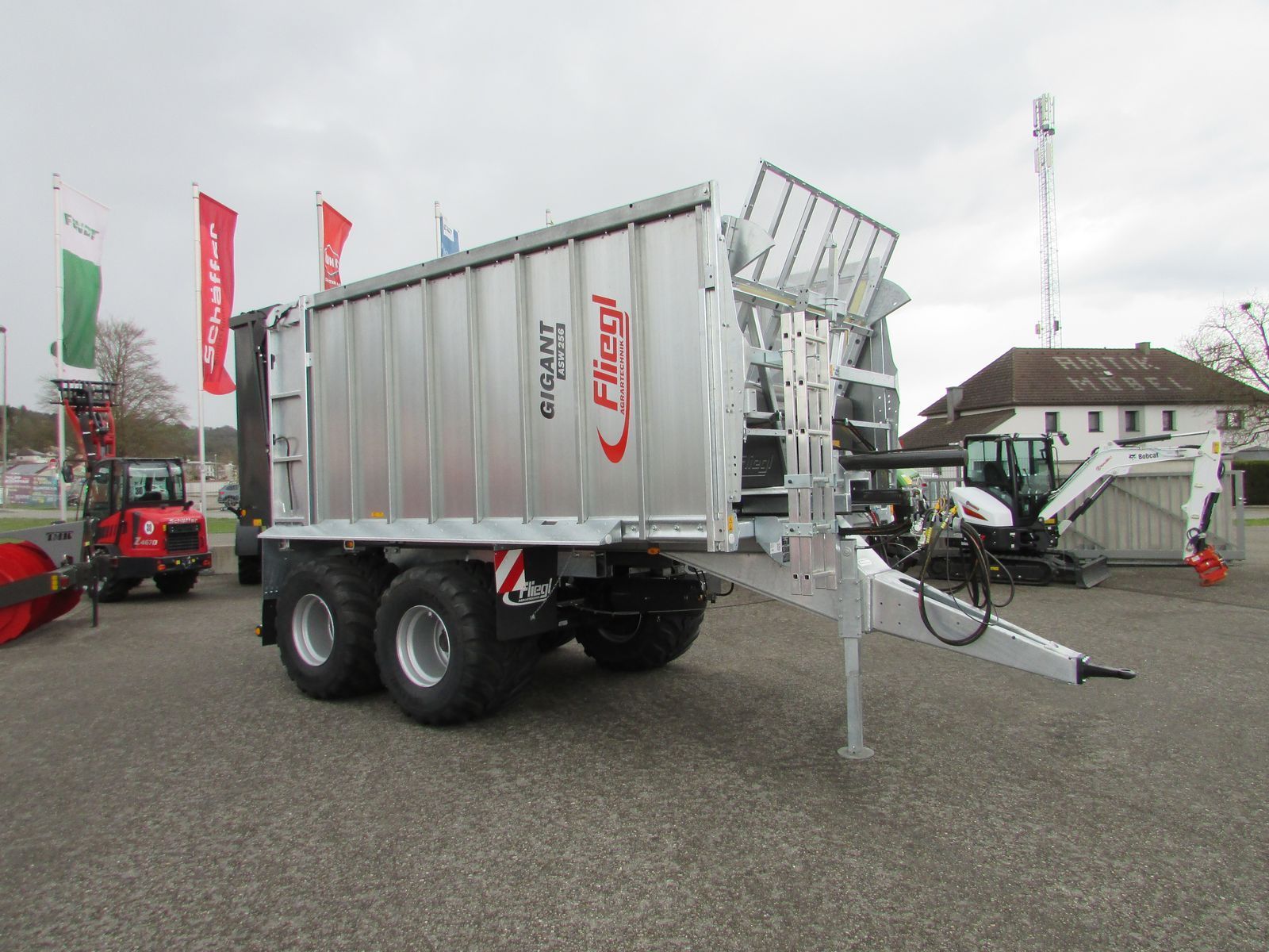 Fliegl asw 256 Wózek paszowy 42 917 €