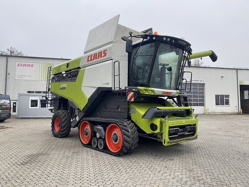 E-FARM: Claas Lexion 6700 - Kombajn zbożowy - id U1FGYBI - 289 000 € - Rok produkcji: 2021 - Motogodziny: 712,Moc silnika: 408,Niemcy