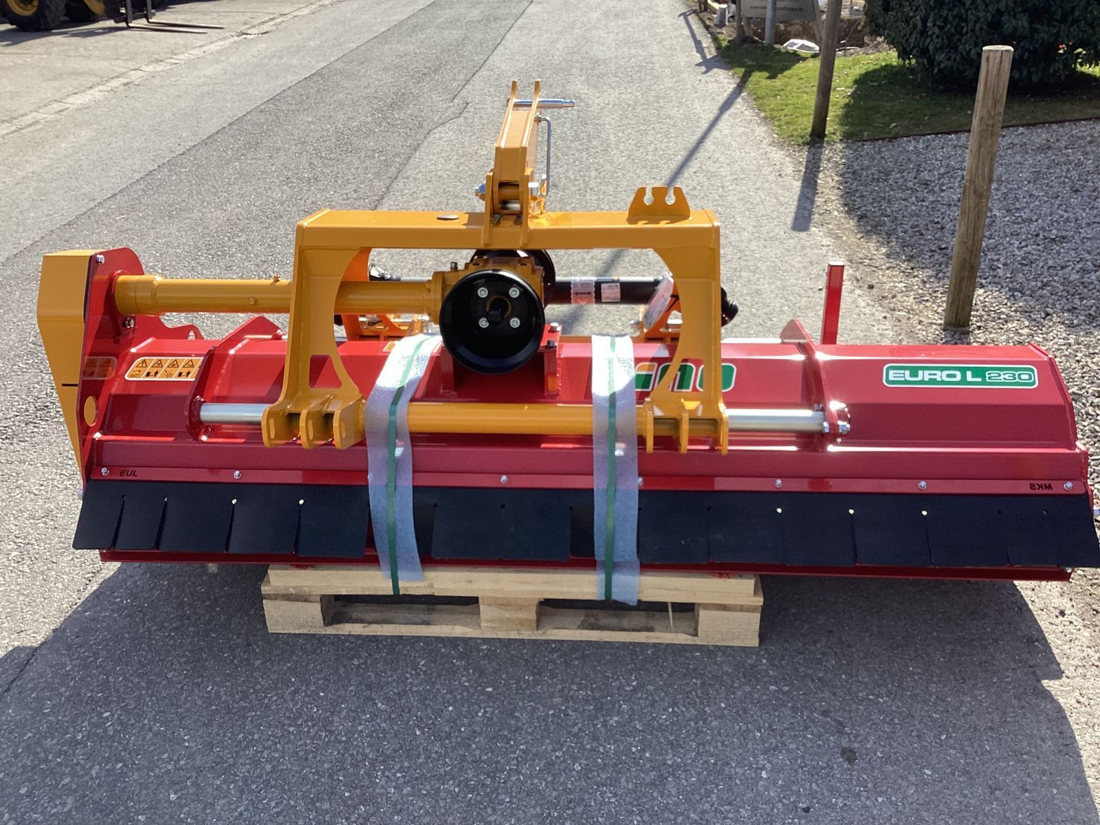 ino euro l 230 Topper €5,200
