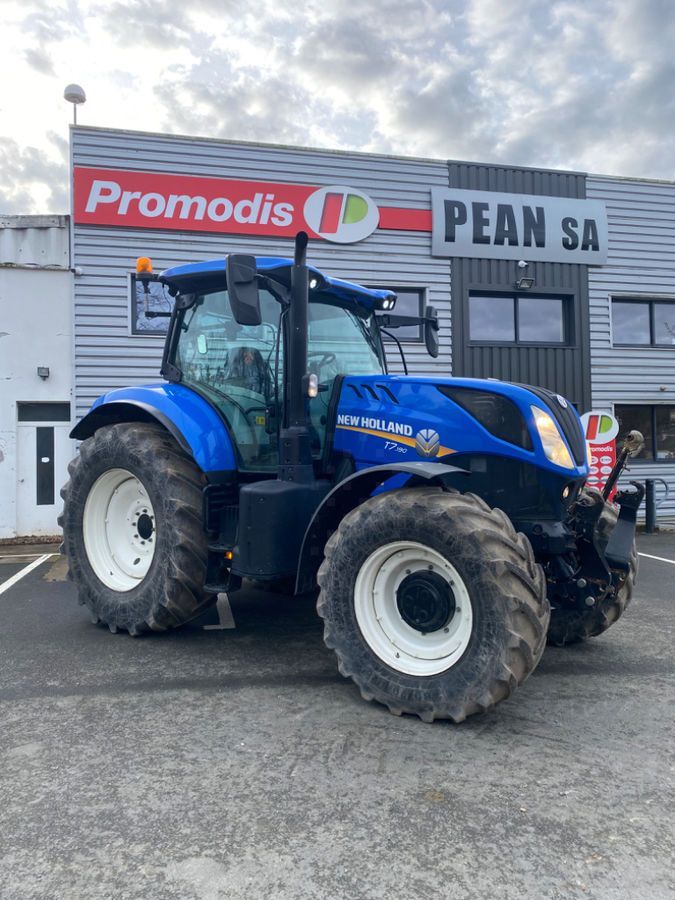 E-FARM: New Holland T7.190 - Tractor - id DQVWY5W - €69,000 - Year of construction: 2019 - Engine hours: 3,278,Engine power (HP): 165,France