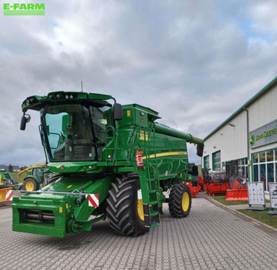 E-FARM: John Deere T550 HM™ - Κομπίνα - id DZEQQAN - 271.532 € - Χρονία: 2022 - Μετρητής ωρών: 366,Ισχύς κινητήρα: 305,Γερμανία