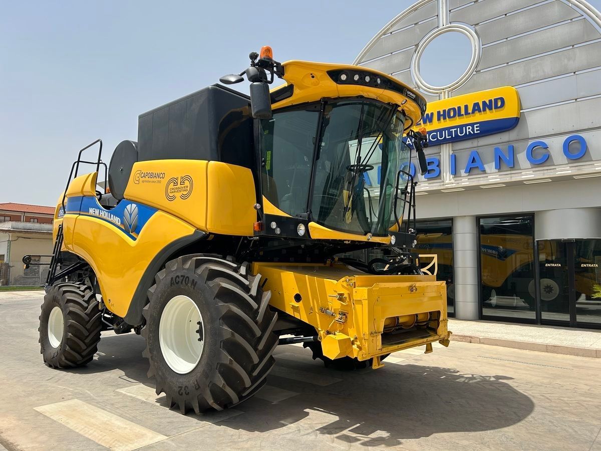 E-FARM: New Holland ch7.70 - Combine harvester - id MABHPS9 - Year of construction: 2023 - Engine hours: 128,Italy