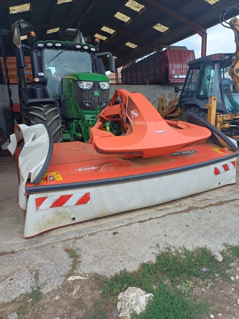 Kuhn GMD 10030 FF Segadora 37.000 €