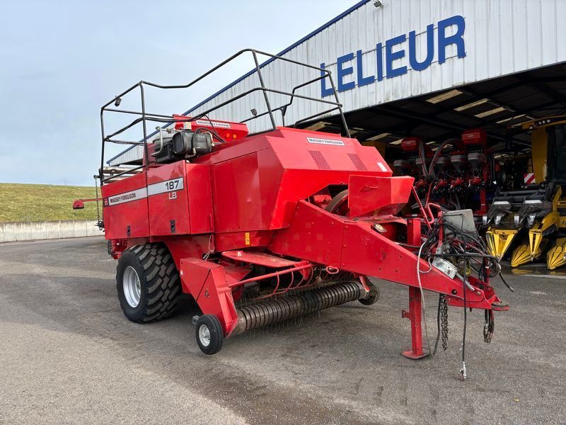 Massey Ferguson 187 lb Baler €19,000