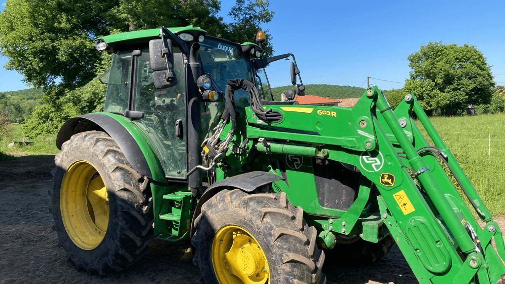 E-FARM: John Deere 5100 R - Traktor - id J3UVZNP - 65.000 € - Baujahr: 2018 - Abgelesene Motorstunden: 1.400,Motorleistung (PS): 100,Frankreich