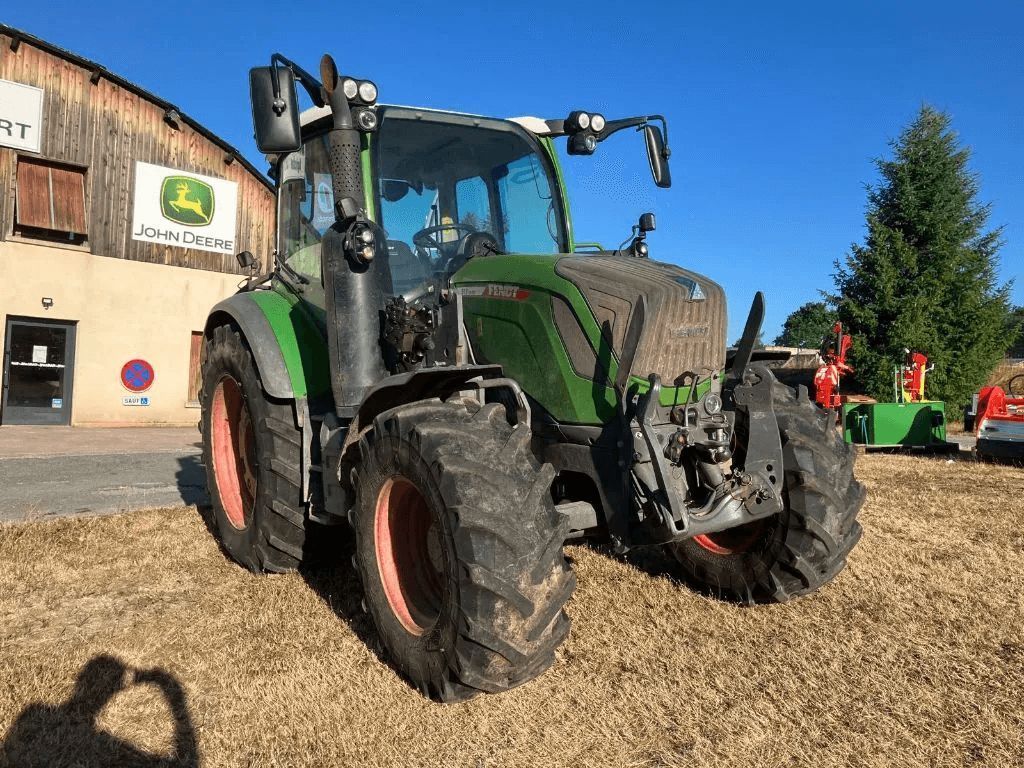 E-FARM: Fendt 313 Vario Power - Tracteur - id B2I2MHQ - 89 000 € - Année: 2022 - Lecture du nombre d'heure: 2 560,Puissance du moteur (chevaux): 133,France