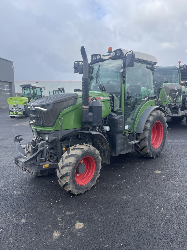 E-FARM: Fendt 210 Vario - Tracteur - id VJQMPN6 - 86 000 € - Année: 2021 - Lecture du nombre d'heure: 1 710,Puissance du moteur (chevaux): 100,France