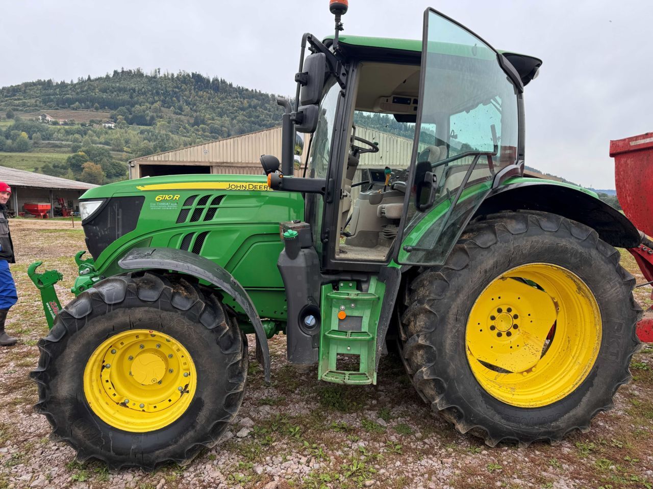 John Deere 6110 R Traktor