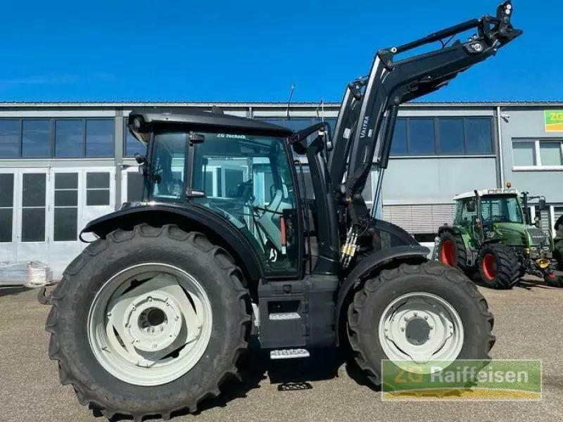 E-FARM: Valtra G135 - Tracteur - id TPJLMKS - Année: 2023 - Lecture du nombre d'heure: 225,Puissance du moteur (chevaux): 135,Allemagne