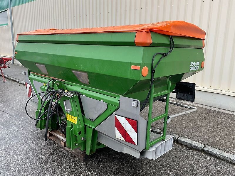 E-FARM: Amazone ZA-M 3000 Ultra - Esparcidor de abono - id IAHUVQU - 11.333 € - Año: 2007 - Austria