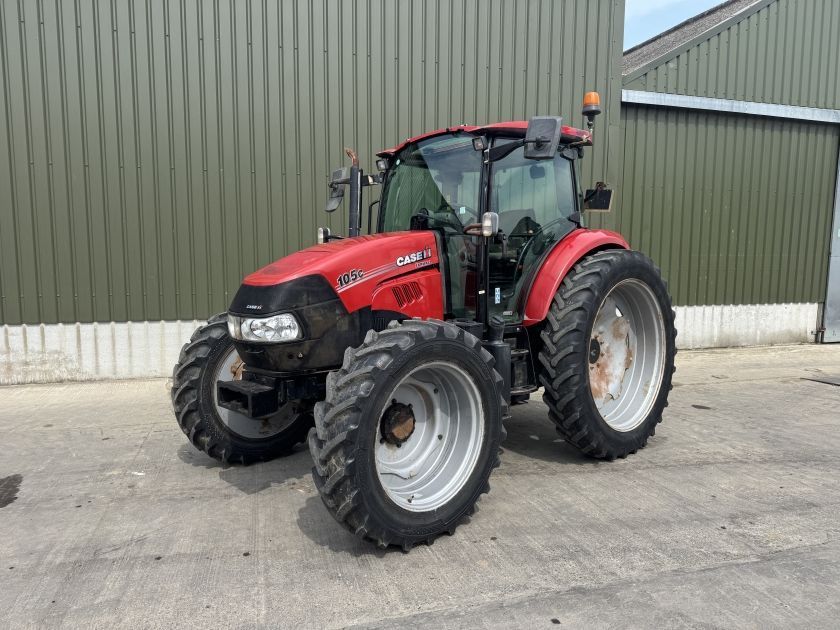 E-FARM: Case IH Farmall 105 - Tractor - id IDCGGLK - €26,114 - Year of construction: 2017 - Engine hours: 5,966,United Kingdom