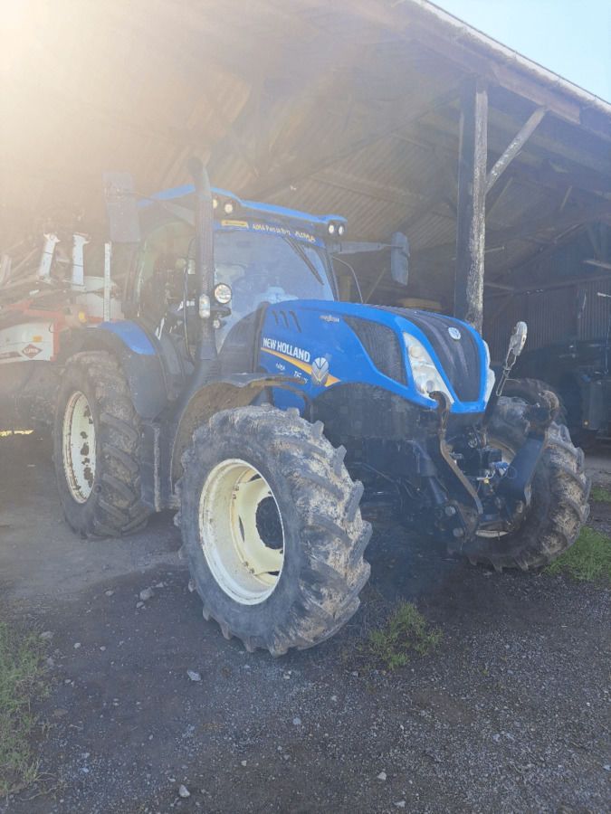 E-FARM: New Holland T6.145 - Трактор - id ZJHA2Q8 - 59 500 € - Година на построяване: 2018 - Работни часове на двигателя: 4088,Мощност на двигателя (HP): 125,Франция