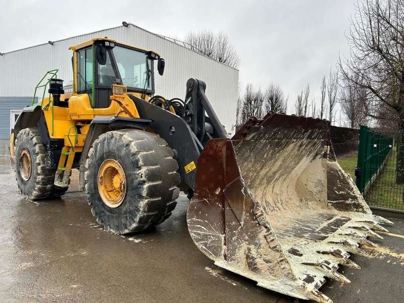 E-FARM: VOLVO l220h - Gummiged - id MFYN5WB - 139.900 € - Produktionsår: 2018 - Motortimer: 10.173,Frankrig