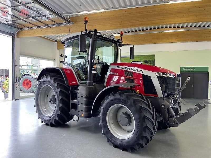 E-FARM: Massey Ferguson 8S.225 - Tractor - id ZP3LV5F - €107,000 - Year of construction: 2021 - Engine hours: 1,150,Engine power (HP): 245,Germany