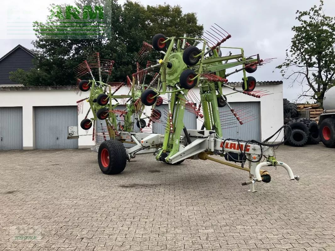 Claas Liner 3000 Rake €9,450
