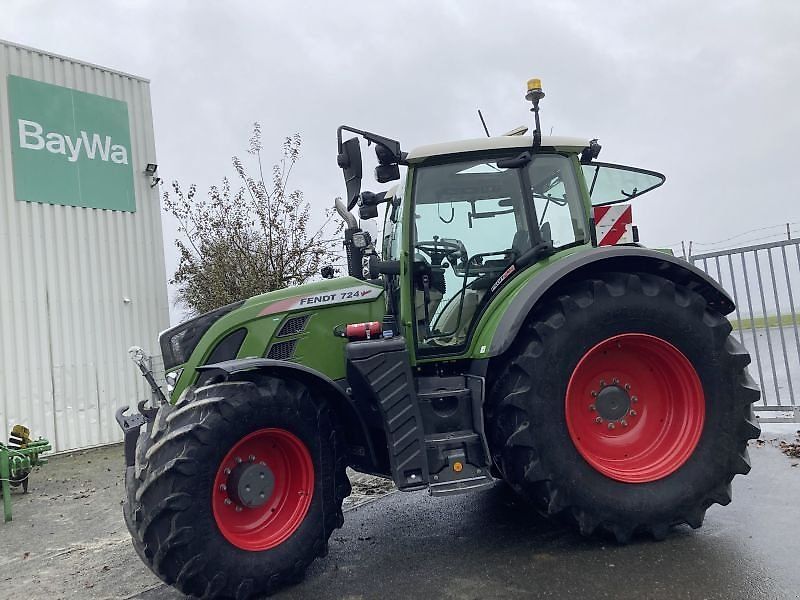 Fendt 724 Vario Profi+ Traktorius 139 500 €