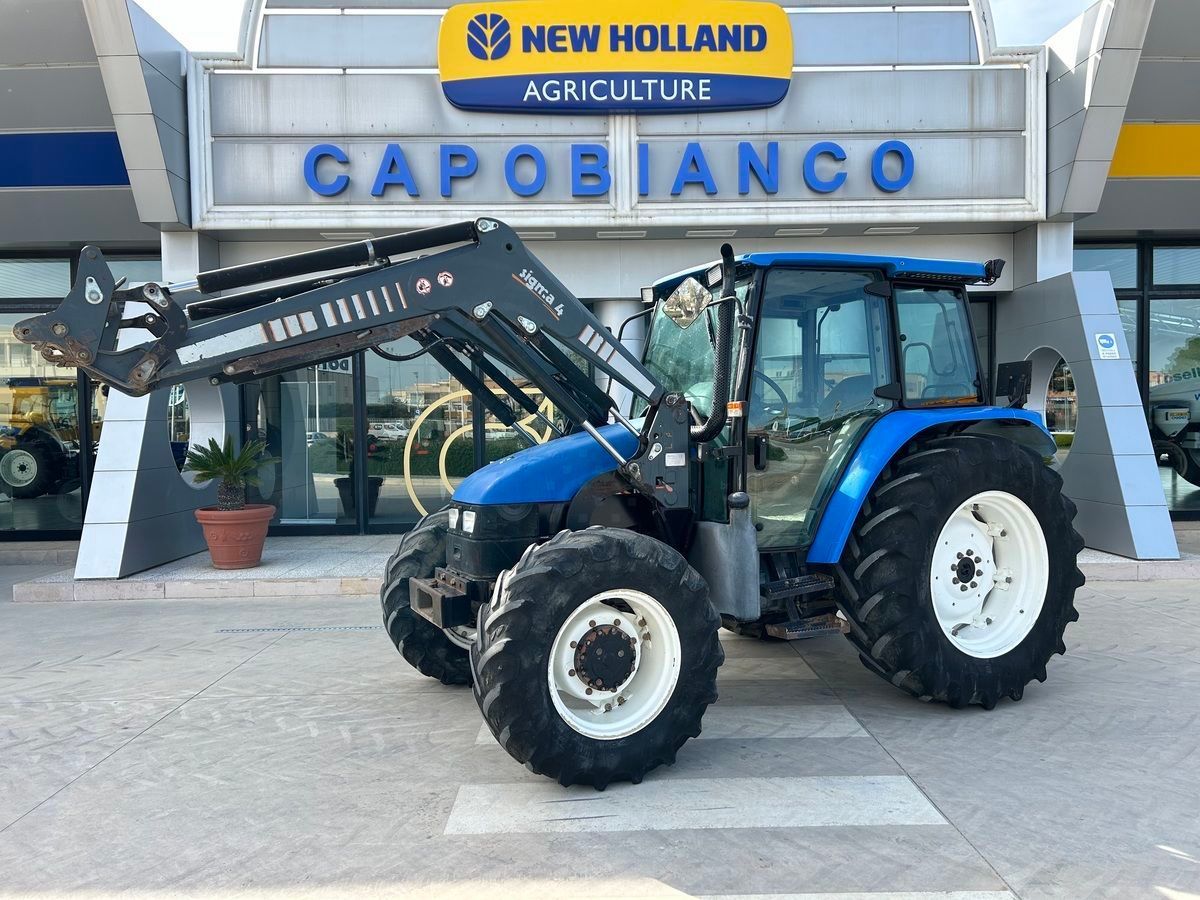 E-FARM: New Holland TL90 - Tractor - id TQTCB5E - 24.000 € - Año: 2003 - Horas: 9000,Potencia del motor: 90,Italia