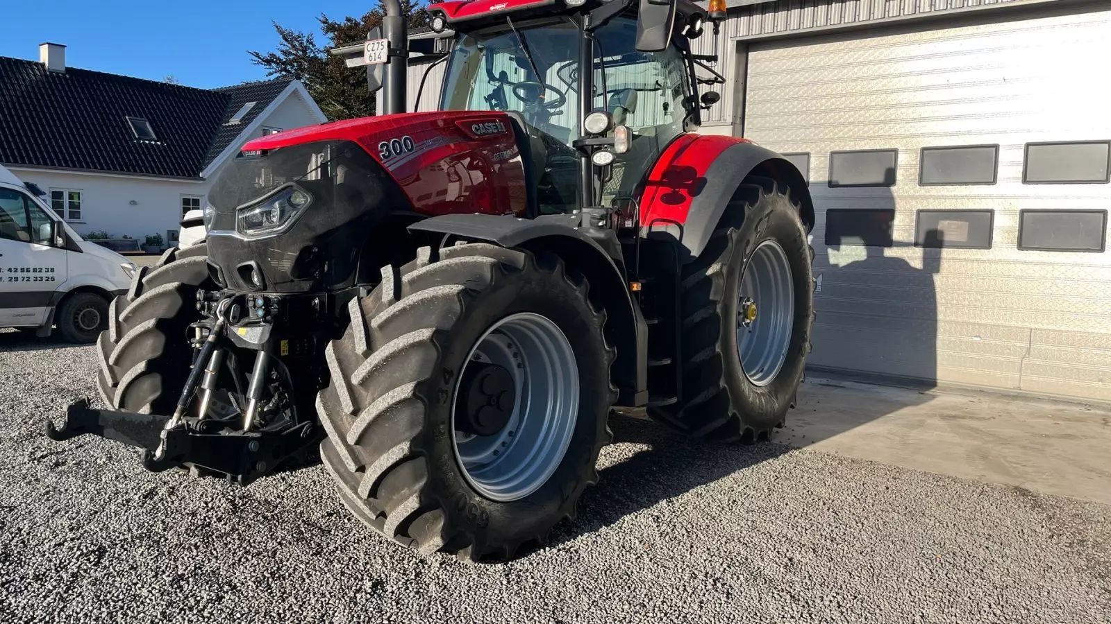 Case IH Optum 300 CVX Traktor 160 655 €