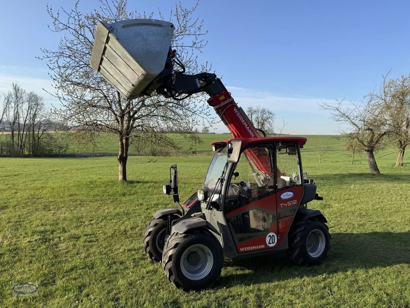 E-FARM: Weidemann t 4512 - Telehandler - id PPEGELA - €52,125 - Year of construction: 2023 - Engine hours: 48,Engine power (HP): 45,Austria
