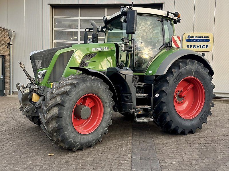 Fendt 826 Vario ProfiPlus Tractor 128.500 EUR