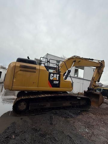 Caterpillar 326 fl baujahr 2017 Excavator pe șenile 60.000 EUR
