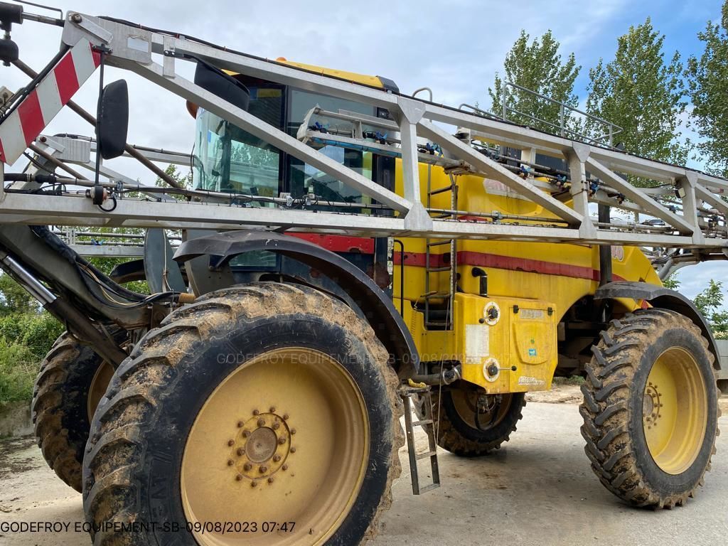 E-FARM: Artec f40 - Pulvérisateur - id YU4EI79 - 27 000 € - Année: 2008 - Lecture du nombre d'heure: 4 000,France