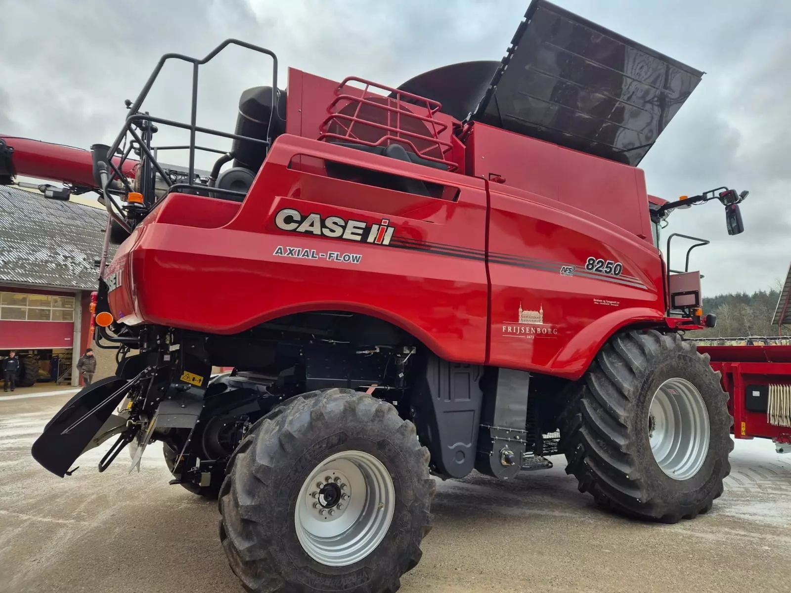 Case IH Axial-Flow 8250 Combine harvester €347,263