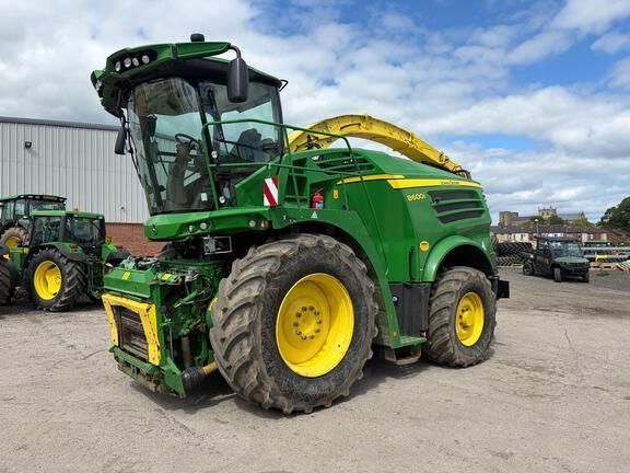 John Deere 8600 Combina de siloz autopropulsată 129.420 EUR