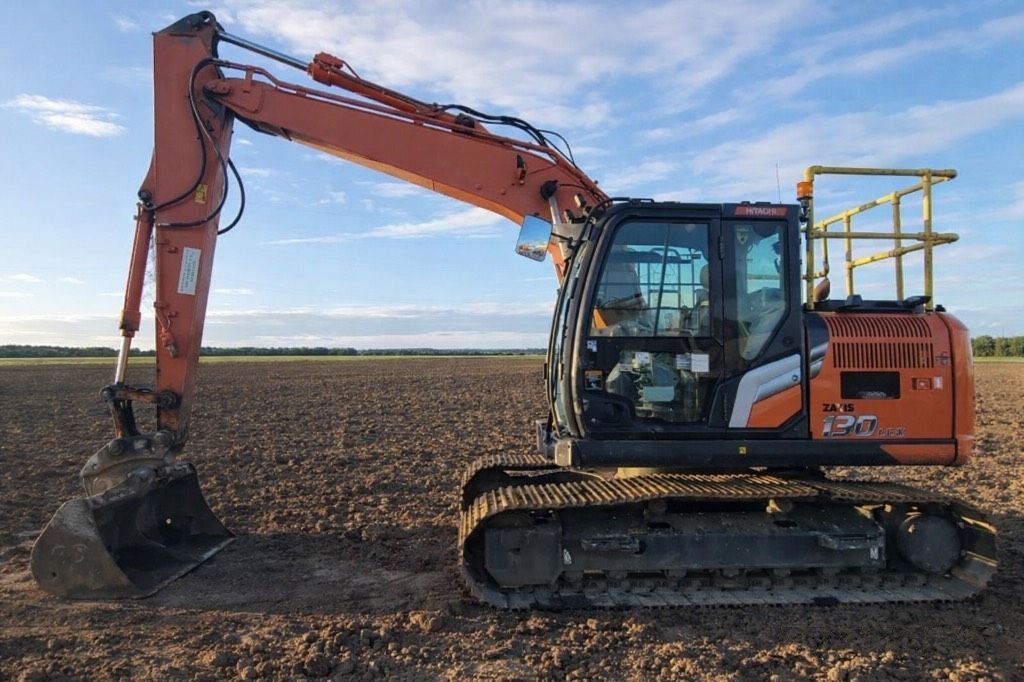 Hitachi zx130 lcn-7 Koparka gąsienicowa 61 207 €