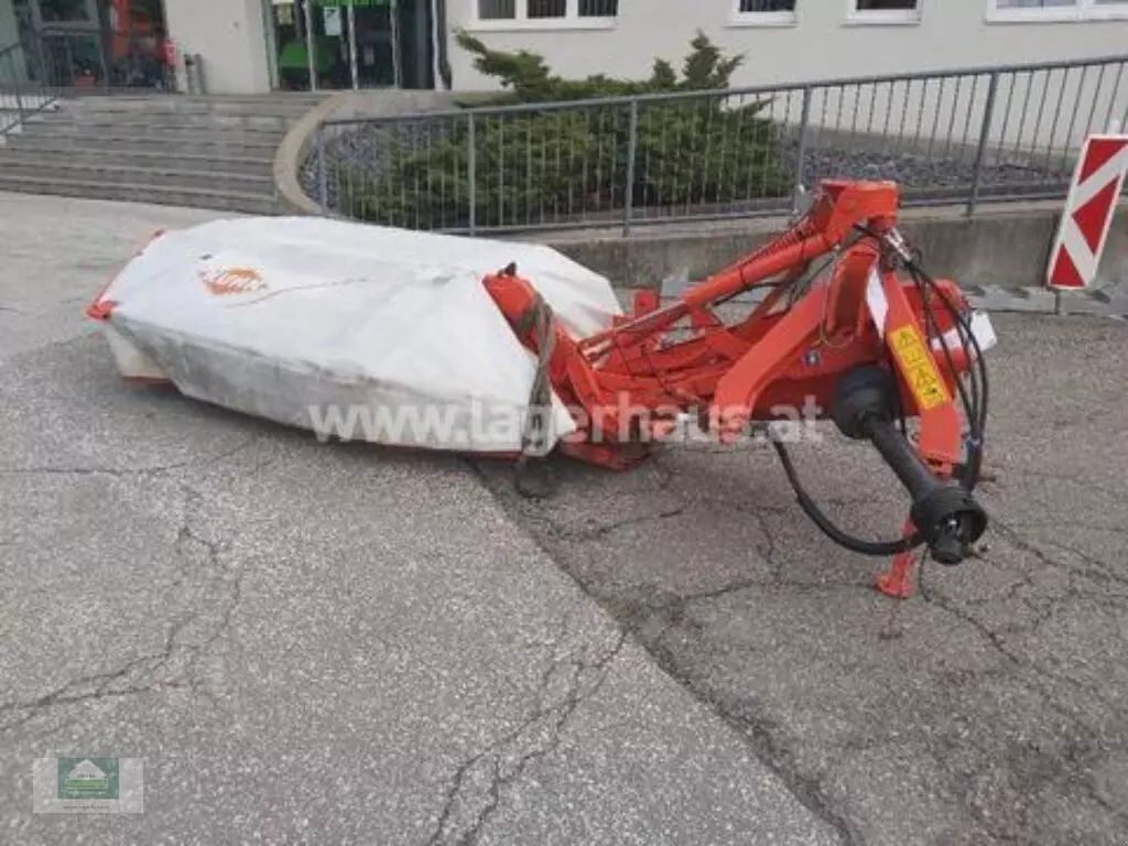Kuhn GMD 240 FF Mower €5,575