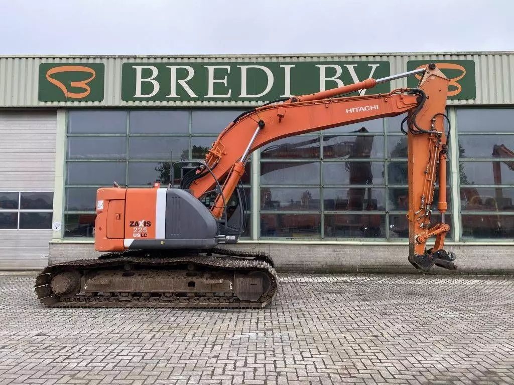 E-FARM: Hitachi zx 225 usr lc-3 - Ekskavatorius - id 3ICTNXZ