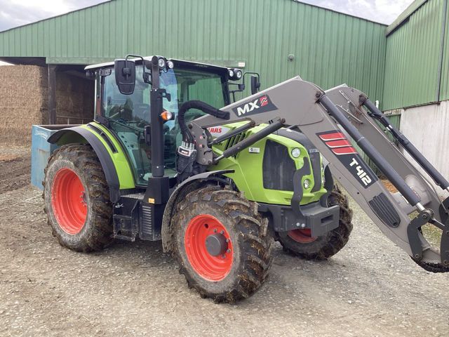 Claas Arion 430 Tractor