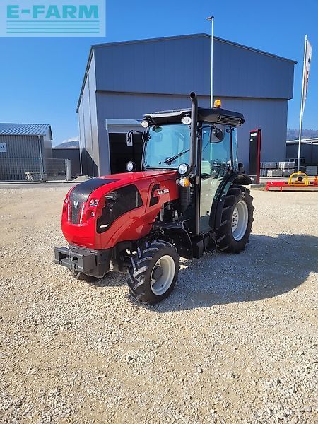 Valtra F 105 Tractor €39,500