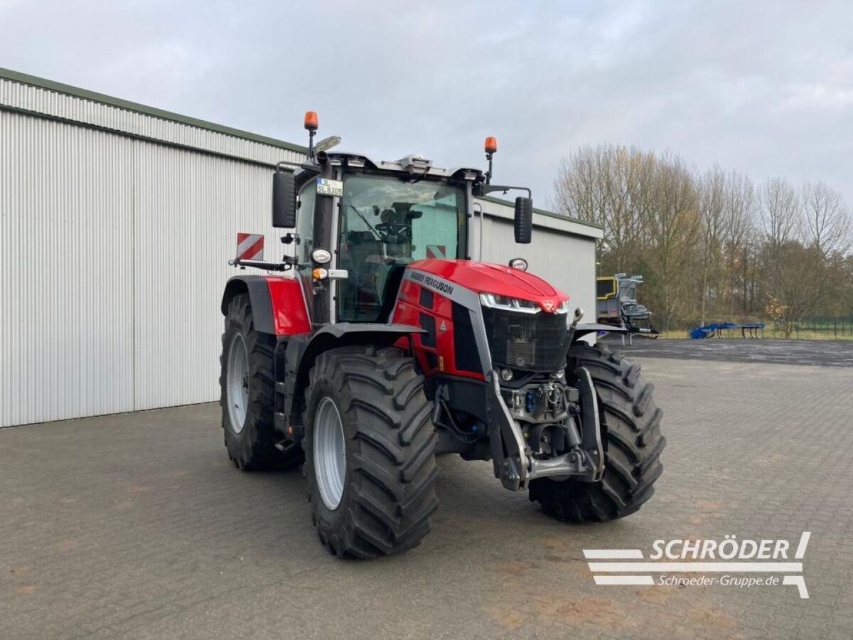 Massey Ferguson 8S.305 Exclusive Traktor 179.500 €