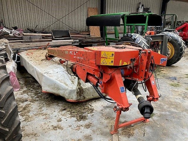Kuhn FC 313 FF Segadora 8500 €