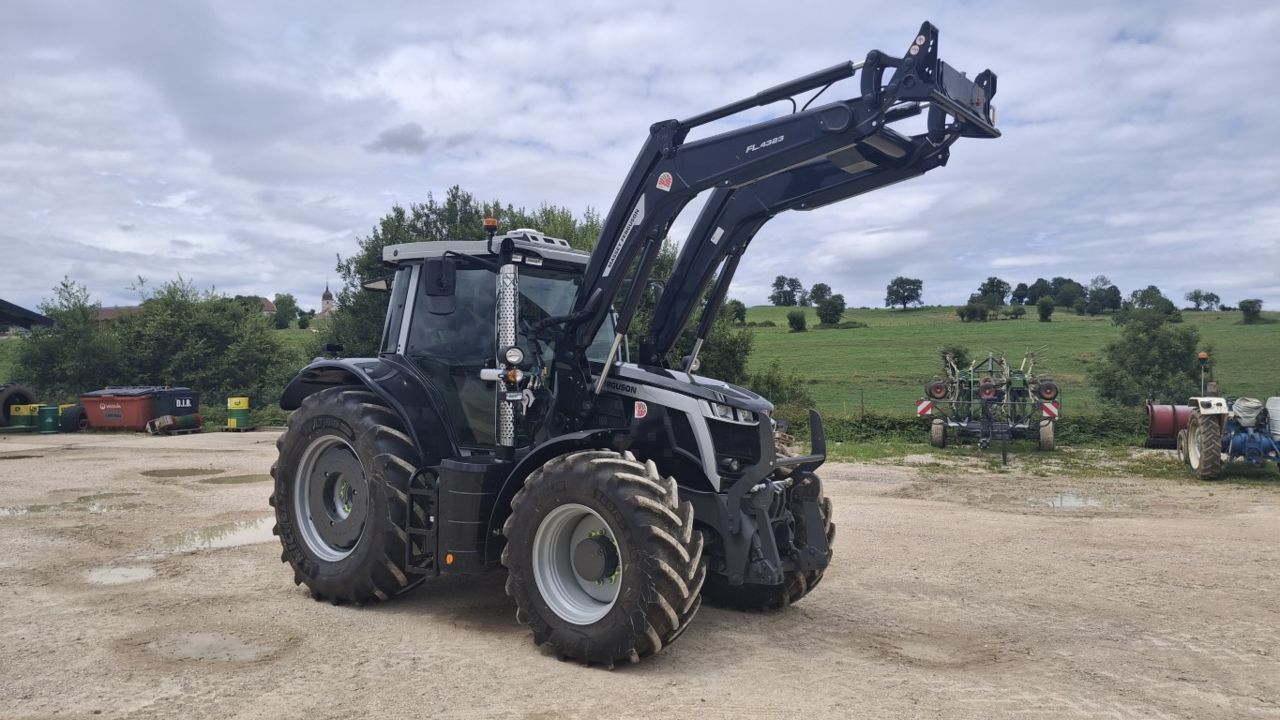 E-FARM: Massey Ferguson 6S.180 - Tractor - id ELQPBIZ - €144,000 - Year of construction: 2025 - Engine power (HP): 180,France