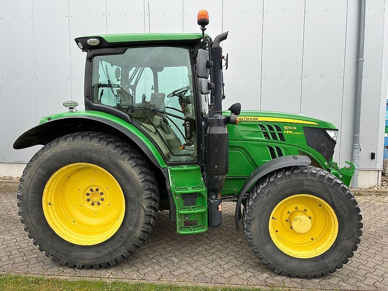 John Deere 6110 R Traktor 71 500 €