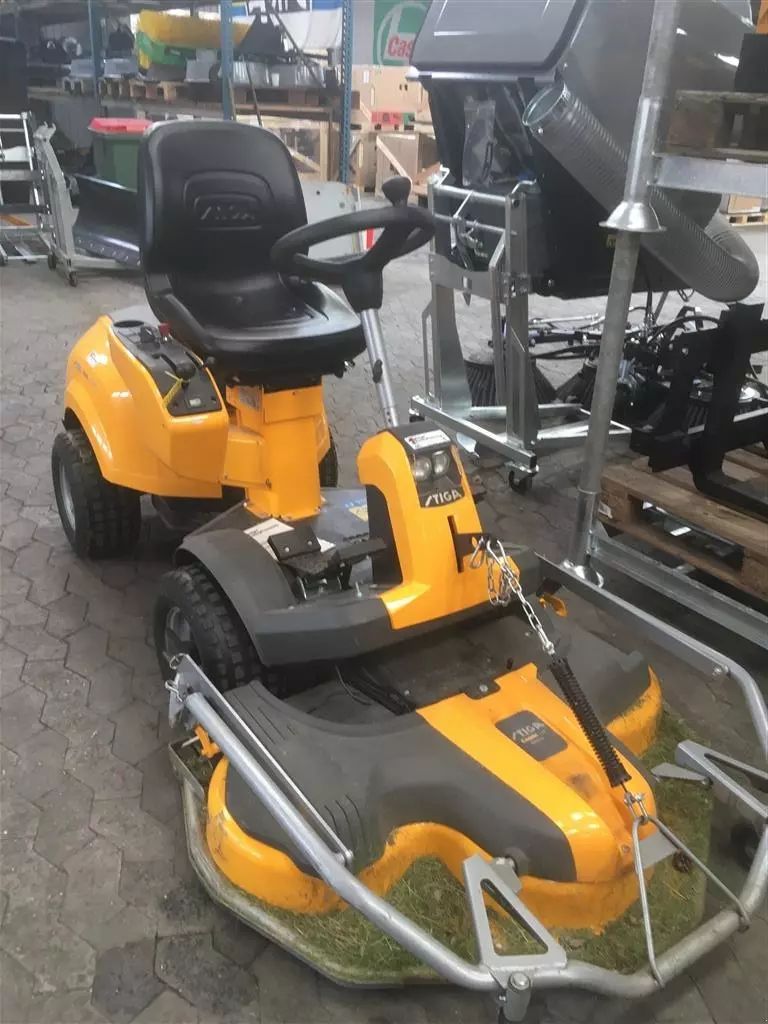 E-FARM: STIGA park 740 pwx - Tondeuse - id B1MCFDN - 6 436 € - Année: 2021 - Danemark