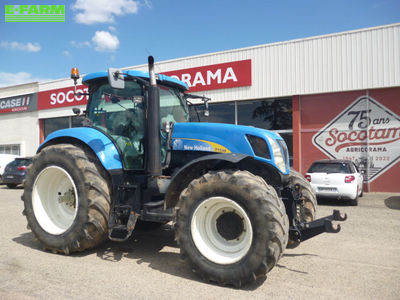 E-FARM: New Holland T7030 - Tractor - id HDL6NXB - €55,500 - Year of construction: 2010 - Engine hours: 5,050,Engine power (HP): 180,France