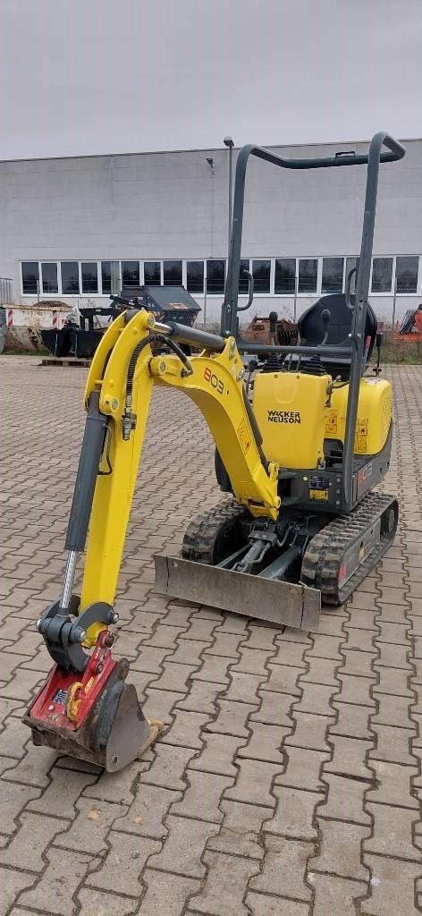 Wacker Neuson 803 Mini excavator €16,250