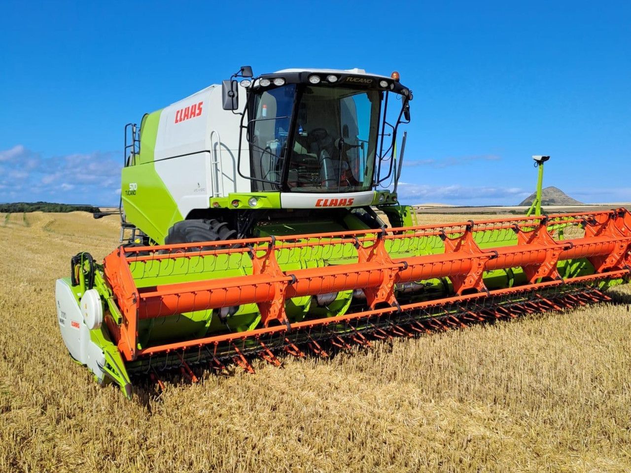 E-FARM: Claas Tucano 570 - Mähdrescher - id WMRLBEV - 144.496 € - Baujahr: 2017 - Abgelesene Motorstunden: 1.480,Vereinigtes Königreich
