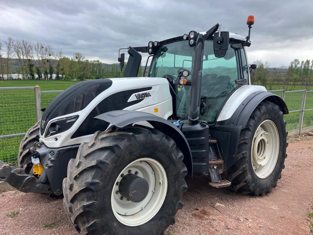 Valtra T 234 Tractor €86,627