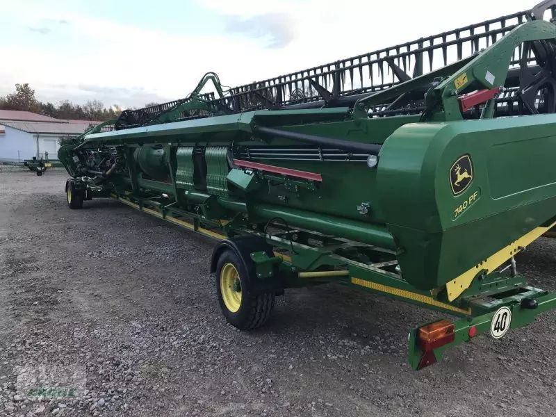 John Deere 740 Premium Flow Dele 39.900 €