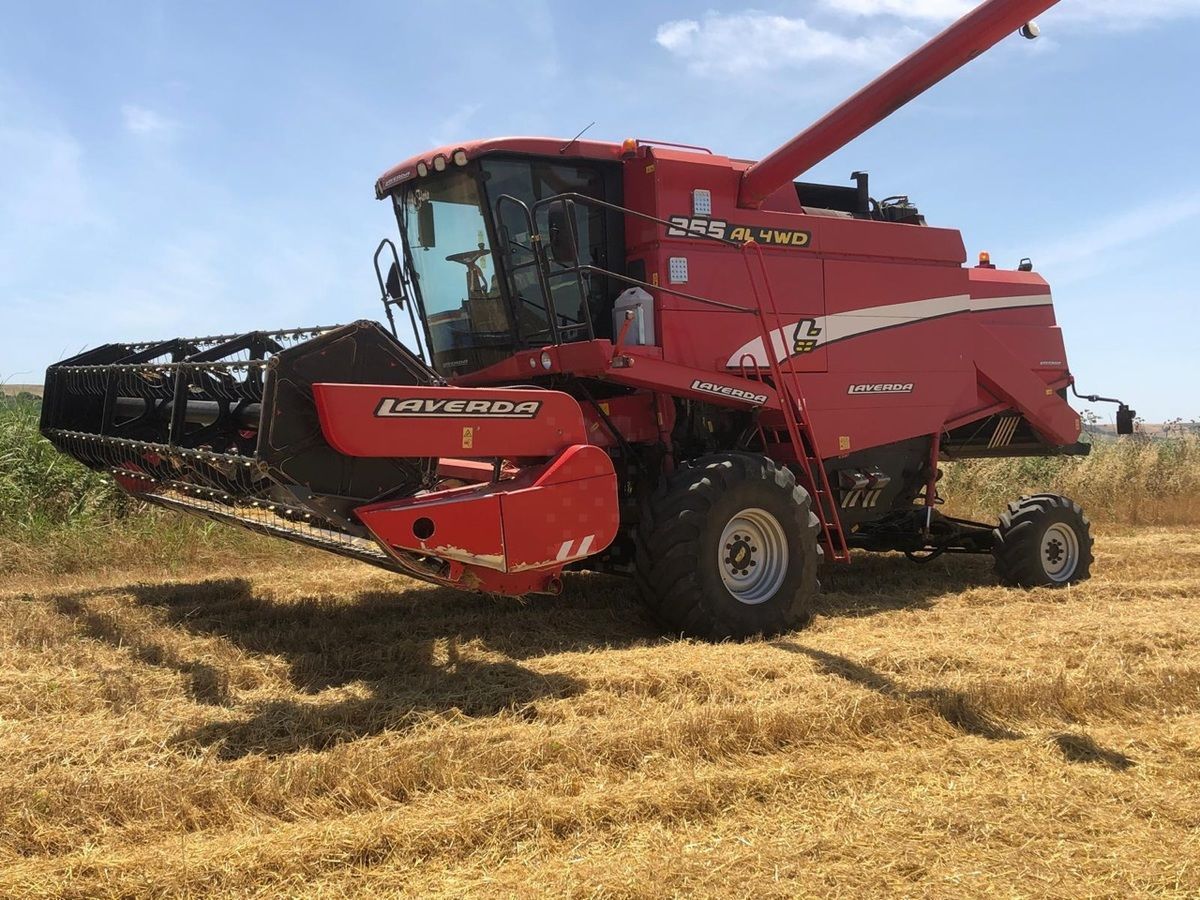 Laverda 255 al Cosechadora