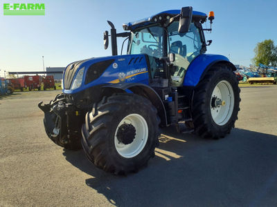 E-FARM: New Holland T7.245 - Tractor - id GYVASLH - €118,000 - Year of construction: 2020 - Engine hours: 2,200,Engine power (HP): 190,France