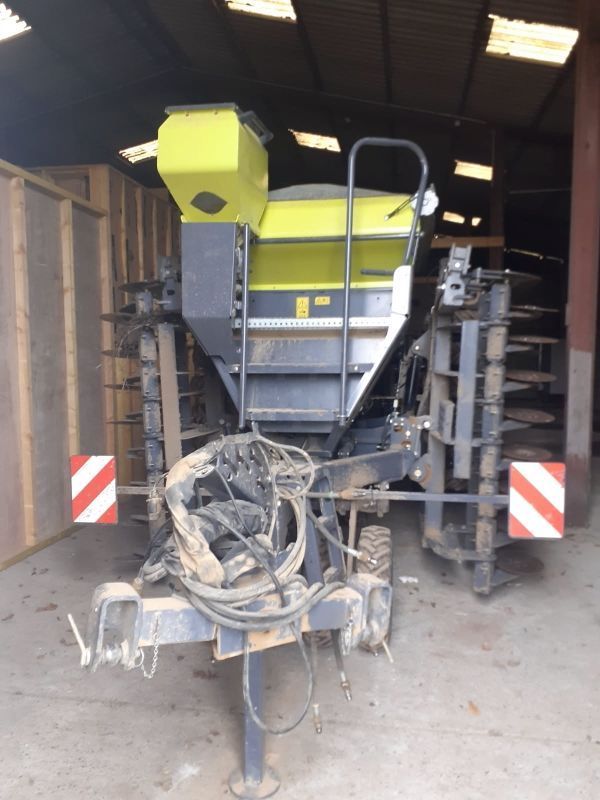 Sky Agriculture maxi drill Semoir direct 39 000 €