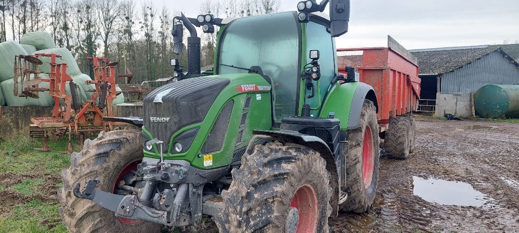 Fendt 718 Vario Power Tractor €136,000