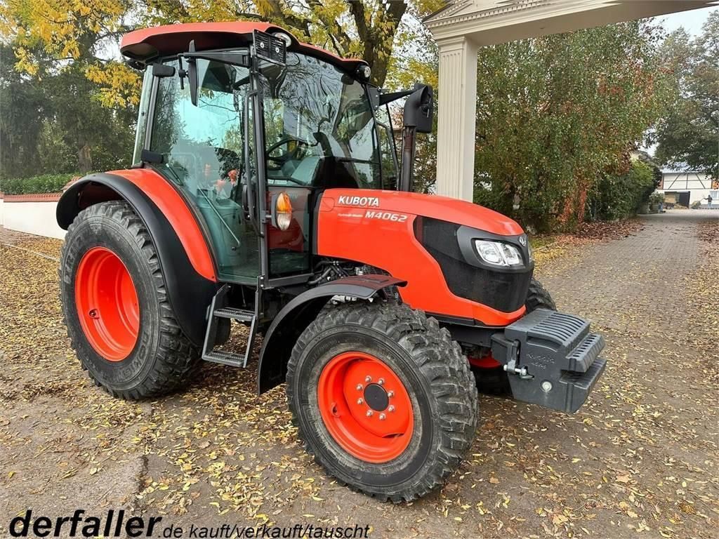 Kubota M4062 Tractor 35.900 EUR