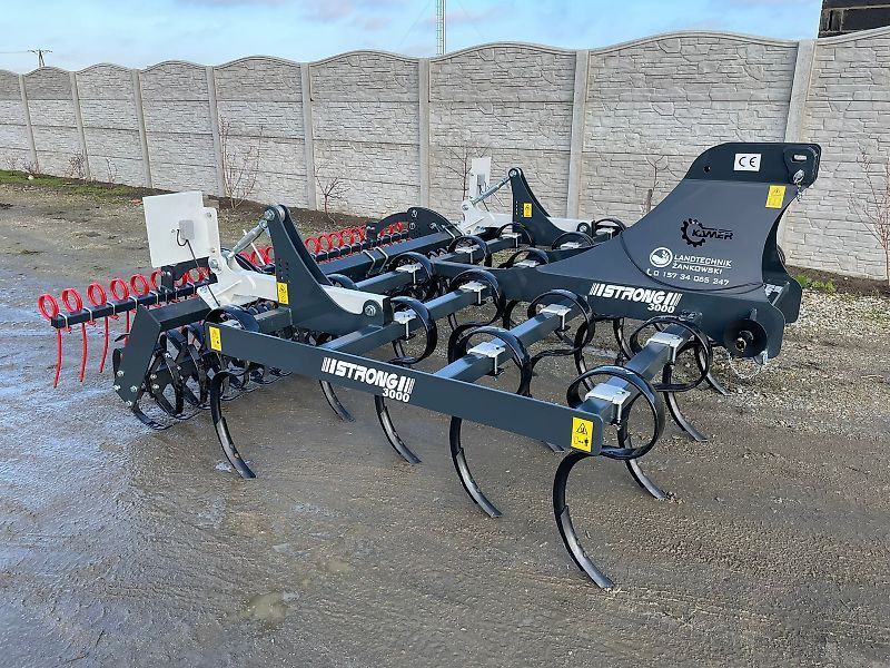 E-FARM: leichtgrubber 2.5 m stoppelgrubber federzinkengrubber egge top preis - Cultivateur - id AQRLIMY - 3 950 € - Année: 2022 - Allemagne