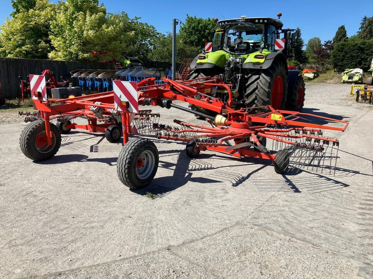 E-FARM: Kuhn GA 7501 - Tedder - id XXCGKGQ - 8013 € - Año: 2011 - Reino Unido